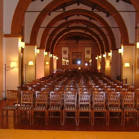 Castello Dell'oscano Feriegård