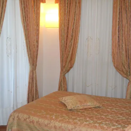 Agroturismo Castello Dell'oscano *