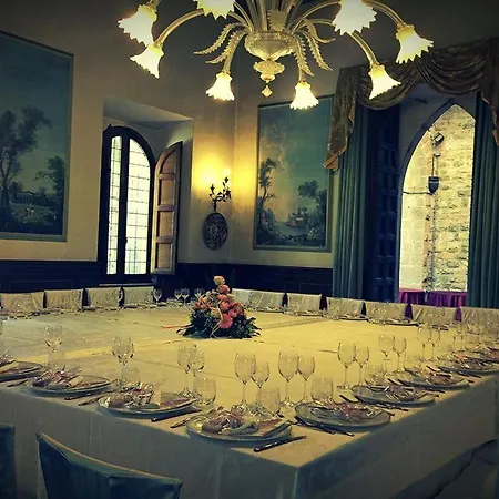 Castello Dell'oscano Vakantieboerderij