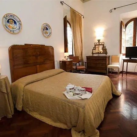 Castello Dell'oscano Vakantieboerderij *