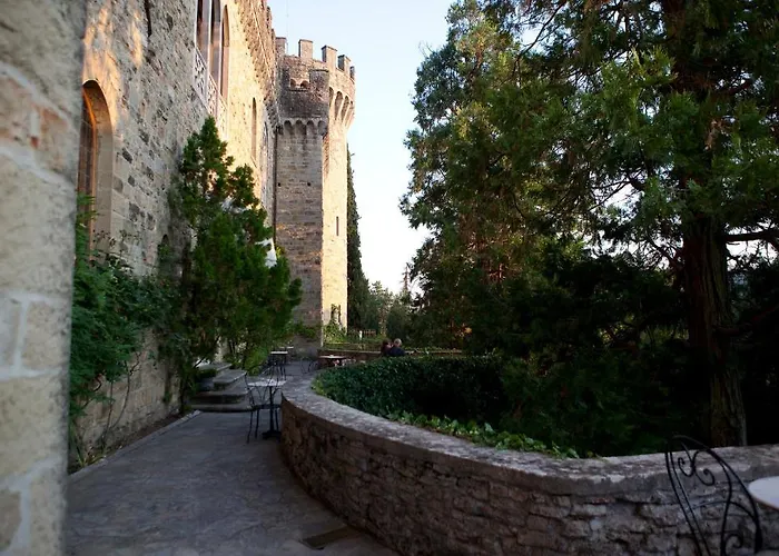 Castello Dell'oscano בית חווה