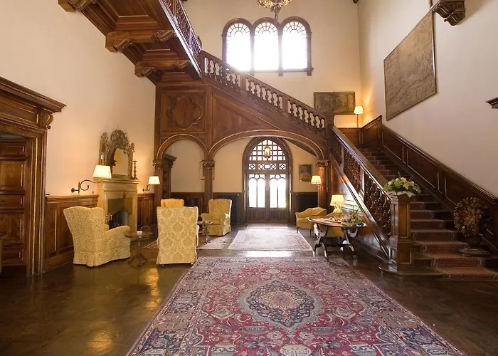 Agroturismo Castello Dell'oscano *